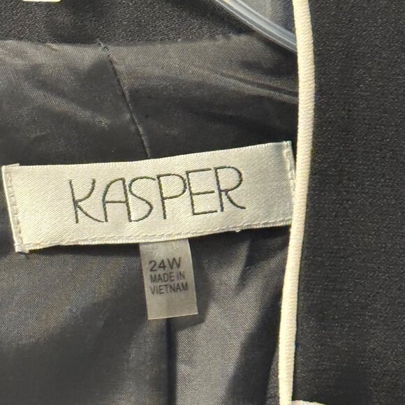 Kasper Plus Size Black Blazer With White Piping Size 24W Polyester Blend - Picture 3 of 12